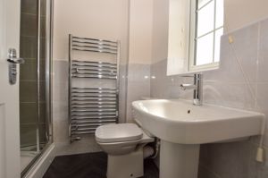 En-Suite- click for photo gallery